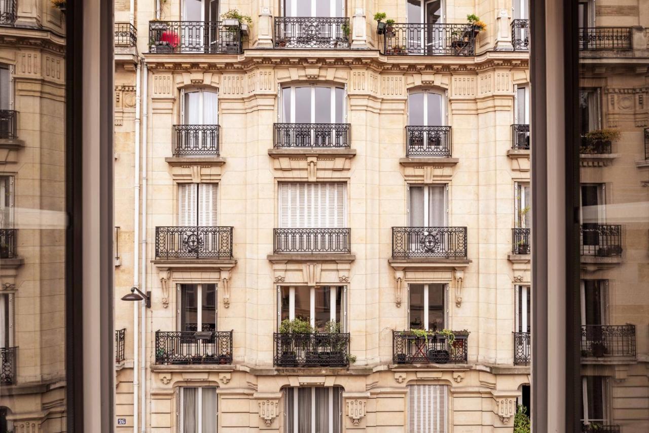 Hotel Maison Traversiere Paris Exterior photo